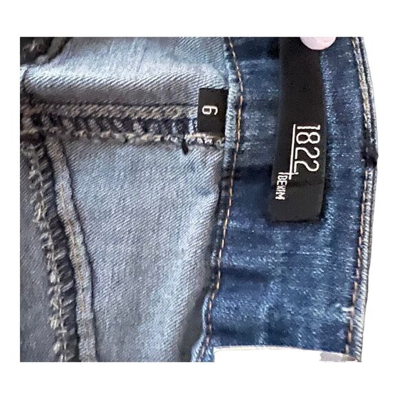 1822 Denim stretchy Bermuda Shorts Mid-Rise Denim Jeans mom shorts sz 6 - Picture 3 of 9
